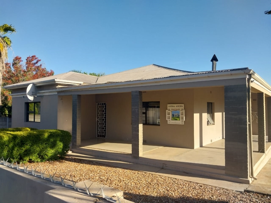 3 Bedroom Property for Sale in Porterville Western Cape